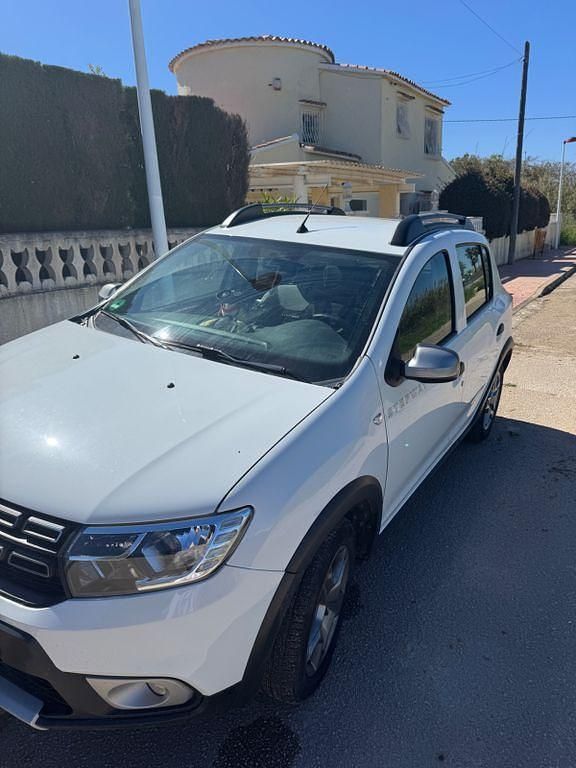 Weiß Gebraucht 2020 Dacia Sandero Prestige Kleinwagen | 9.200 € (Fairer Preis) - Bild 1/4