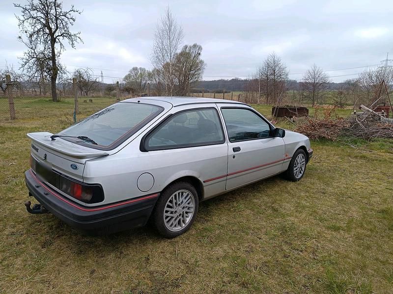 Gebraucht Ford Sierra 120 PS (88 kW) 1990 Silber Coupé