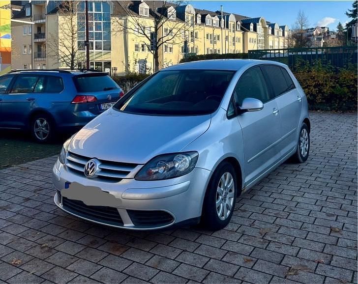 Silber Gebraucht 2005 VW Golf V Kleinwagen | 2.100 € (Guter Preis) - Bild 1/4