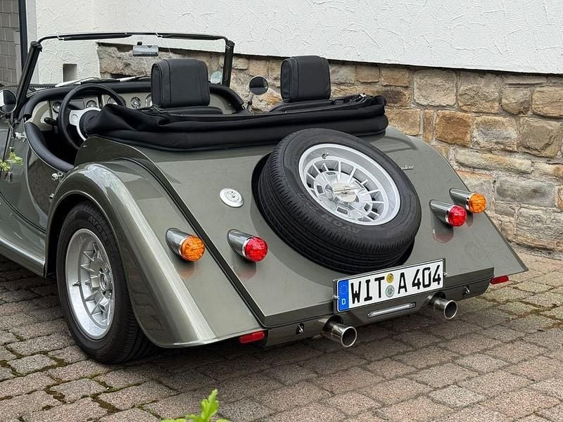 Gebraucht Morgan Plus 258 PS (189 kW) 2024 Grün Cabrio