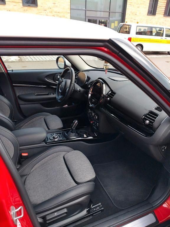 Gebraucht Mini Cooper Clubman Essential 136 PS (100 kW) 2022 Rot Kombi