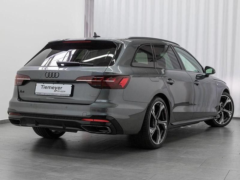 Gebraucht Audi A4 S-Line 204 PS (150 kW) 2025 Grau Kombi