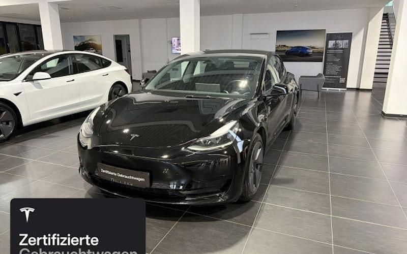 Schwarz Gebraucht 2021 Tesla Model 3 Standard Range Limousine | 23.400 € (Guter Preis) - Bild 1/4