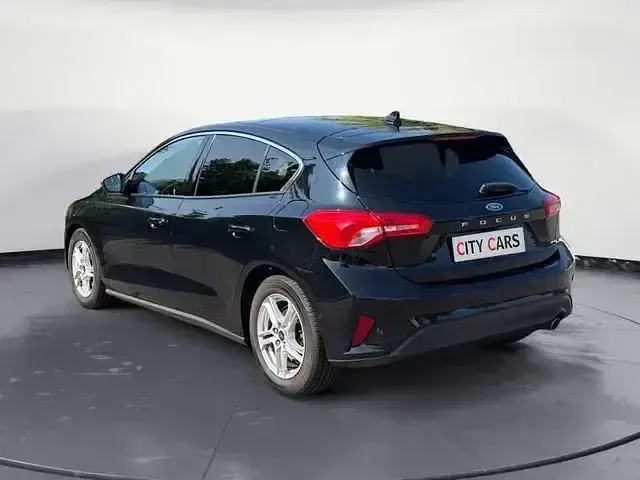Gebraucht Ford Focus Cool & Connect 151 PS (111 kW) 2019 Shadow black Limousine