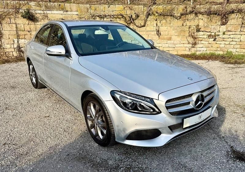 Silber Gebraucht 2017 Mercedes C180 Avantgarde Limousine | 18.600 € (Guter Preis) - Bild 1/4