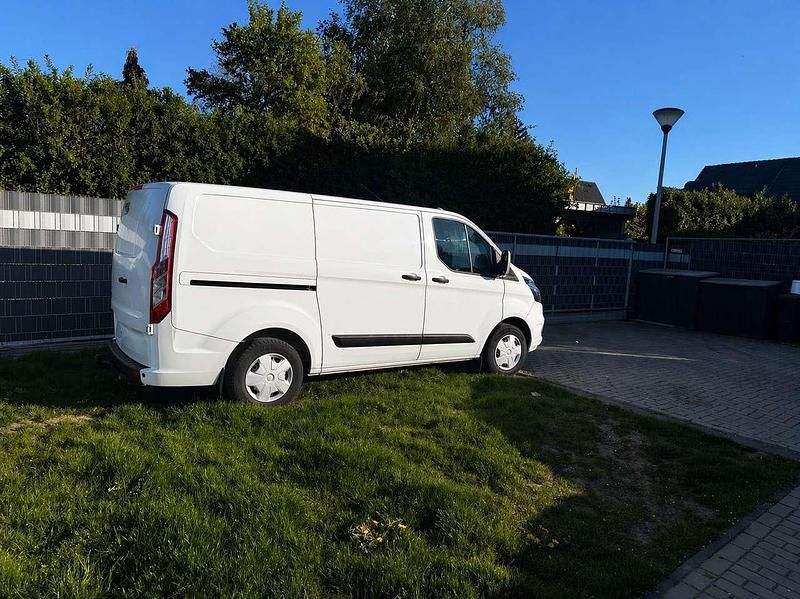 Gebraucht Ford Transit Custom Trend 131 PS (96 kW) 2021 Weiß Van
