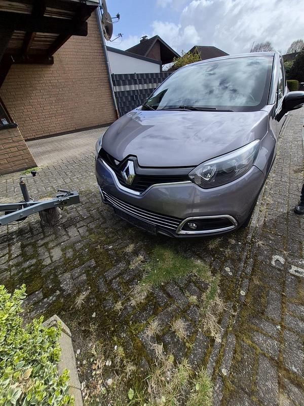 Gebraucht Renault Captur 120 PS (88 kW) 2013 Braun SUV
