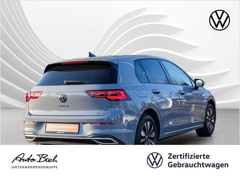 Gebraucht VW Golf VIII Move 131 PS (96 kW) 2023 Mondsteingrau Limousine