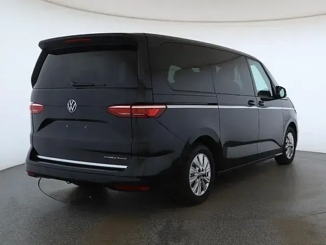 Gebraucht VW Multivan Style 177 PS (130 kW) 2025 Schwarzkeine angabe Van / Kleinbus