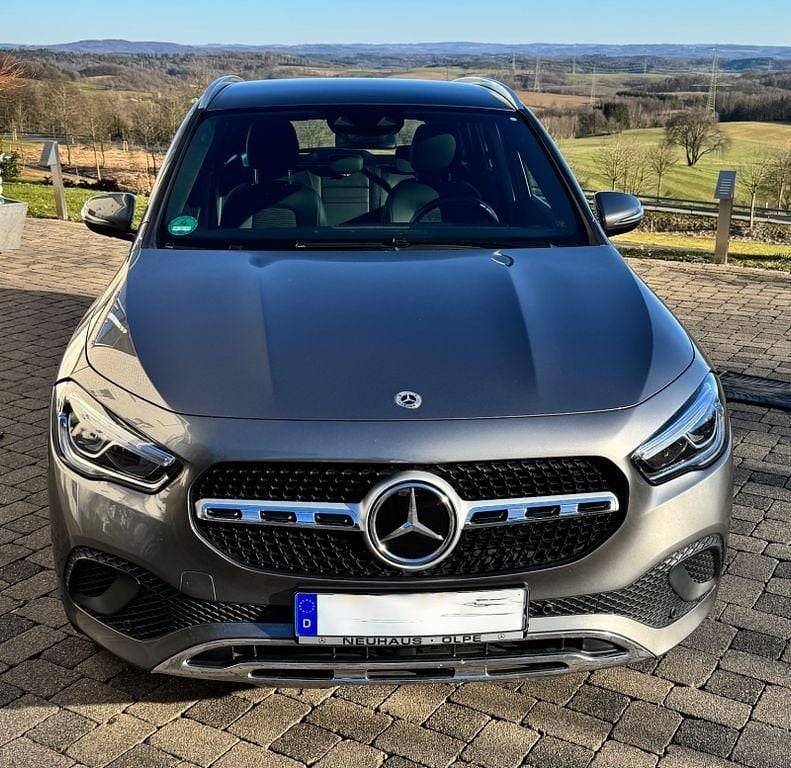 Gebraucht Mercedes GLA250 218 PS (160 kW) 2020 Silber SUV