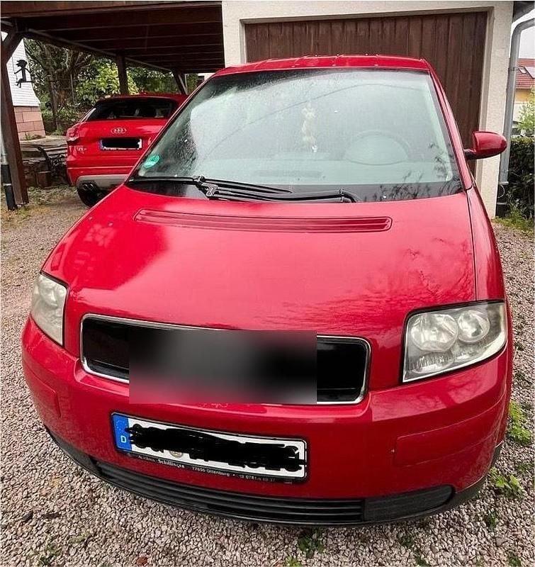 Gebraucht Audi A2 72 PS (52 kW) 2002 Rot Kleinwagen