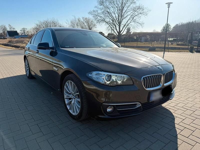 Gebraucht BMW 530 Luxury Line 258 PS (189 kW) 2016 Braun Limousine