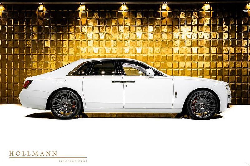 Gebraucht Rolls Royce Ghost 571 PS (419 kW) 2023 Weiß Limousine