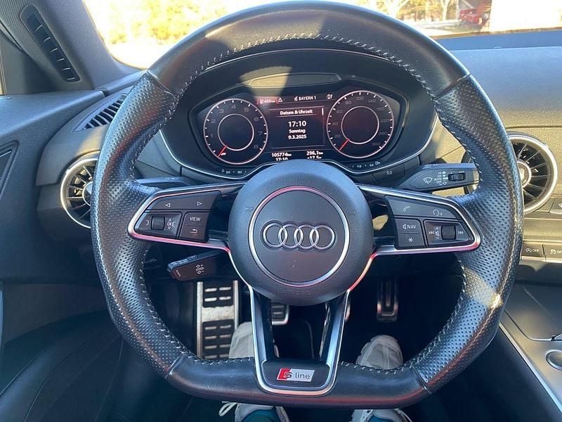 Gebraucht Audi TT Ambiente 179 PS (131 kW) 2017 Blau Coupé