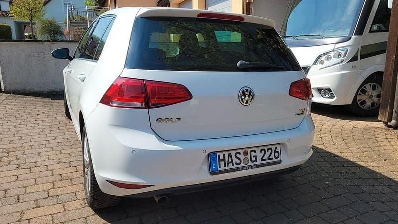 Gebraucht VW Golf VII Cup 110 PS (80 kW) 2015 Weiß Limousine