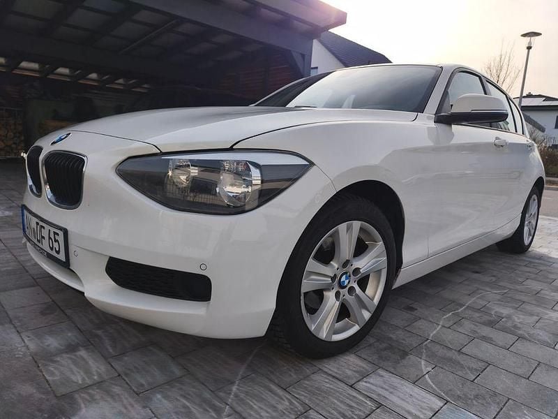 Gebraucht BMW 116 136 PS (100 kW) 2013 Weiß Kleinwagen
