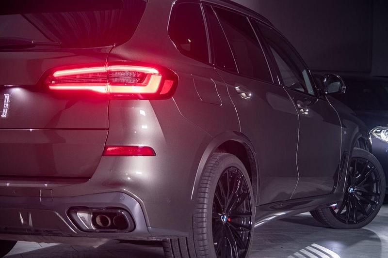 Gebraucht BMW X5 Performance 530 PS (389 kW) 2022 Grün SUV