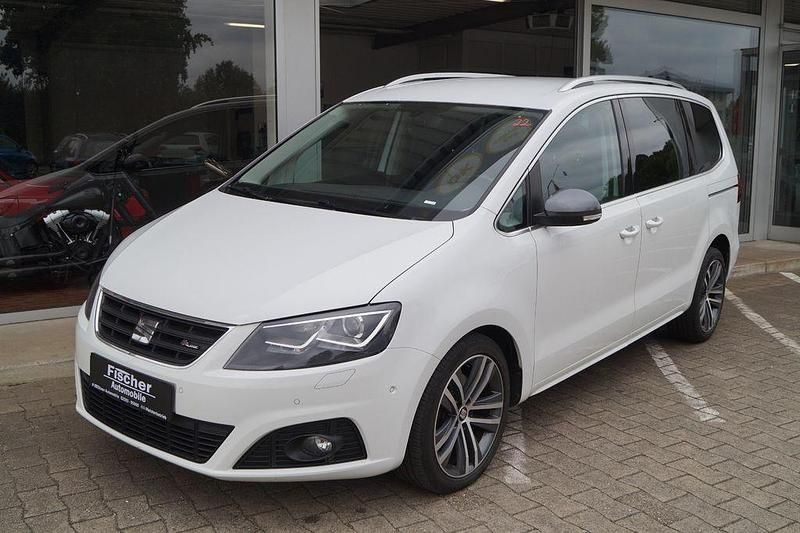 Weiß Gebraucht 2017 Seat Alhambra FR-Line Van / Kleinbus | 19.999 € (Fairer Preis) - Bild 1/4