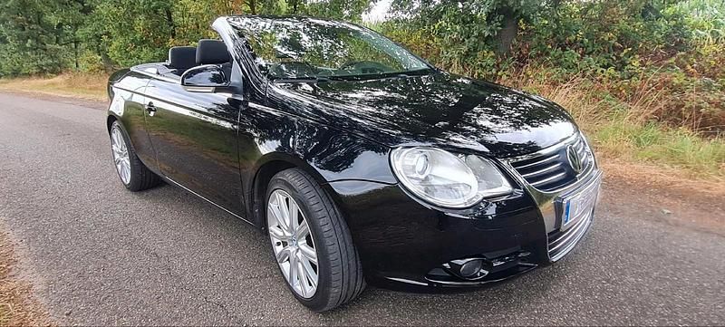 Gebraucht VW Eos 115 PS (84 kW) 2008 Schwarz Cabrio