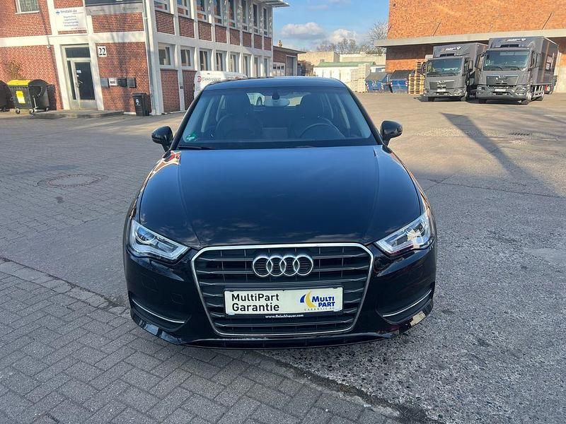 Gebraucht Audi A3 Ambiente 122 PS (89 kW) 2013 Limousine