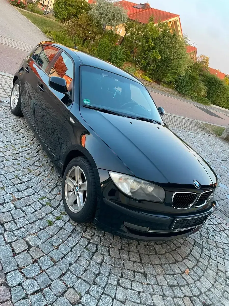 Gebraucht BMW 116 122 PS (89 kW) 2011 Kleinwagen