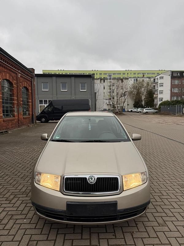 Gebraucht Skoda Fabia 75 PS (55 kW) 2004 Gold Limousine