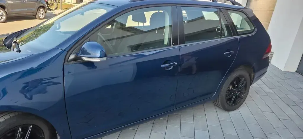 Gebraucht VW Golf VI Trendline 105 PS (77 kW) 2011 Blau Kombi