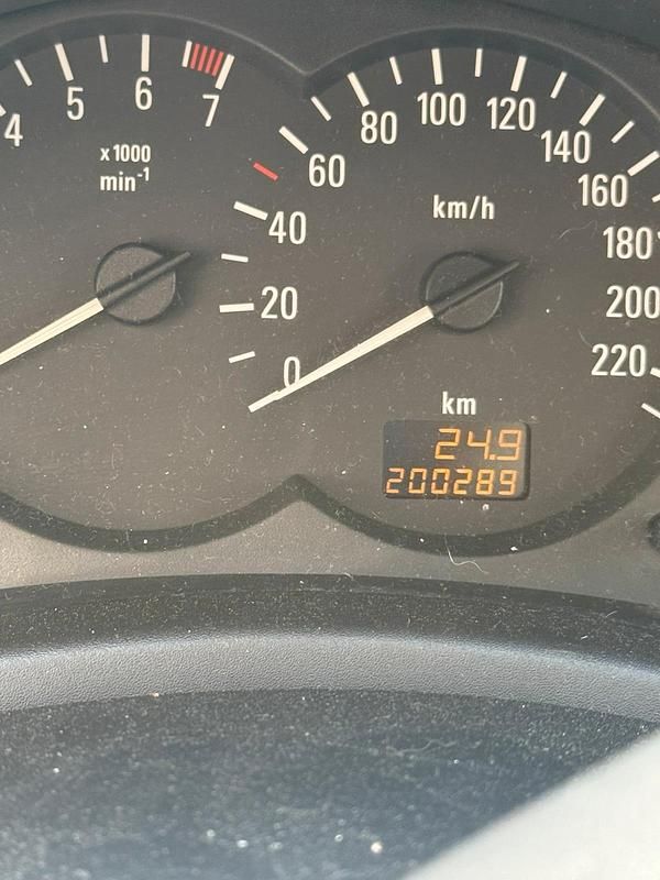 Gebraucht Opel Corsa 58 PS (42 kW) 2001 Grün Kleinwagen