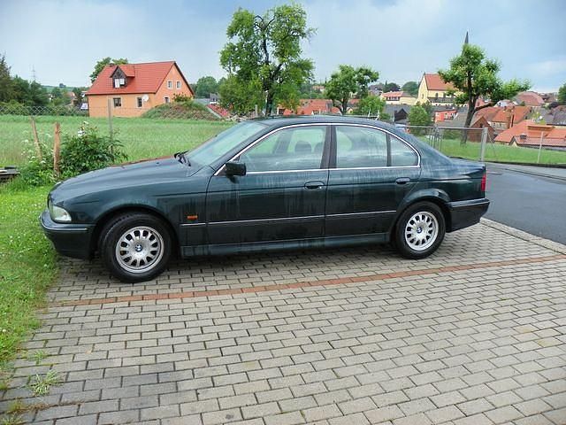 Gebraucht BMW 520 204 PS (150 kW) 1997 Grün metallic Limousine