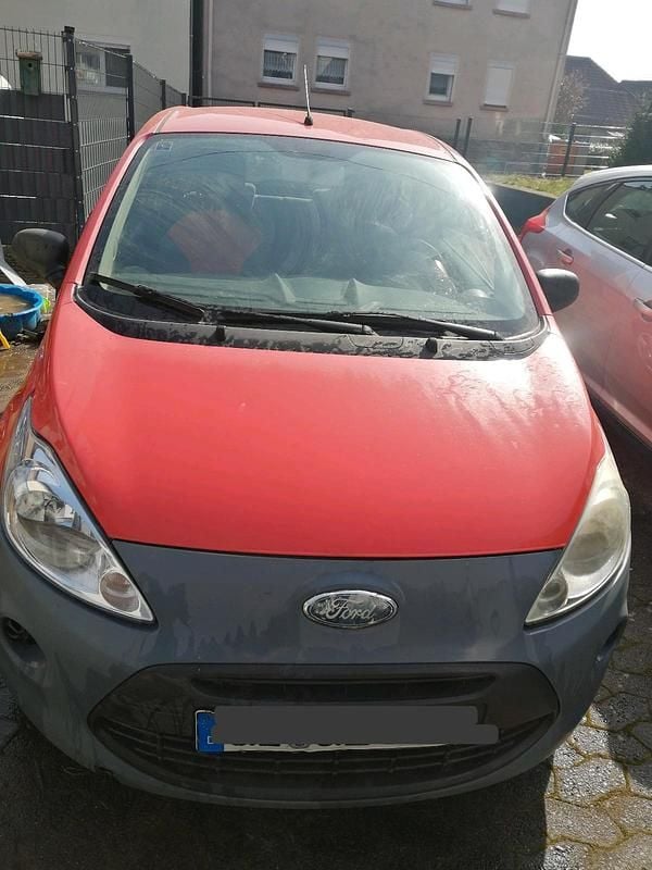 Second-hand Ford Ka 69 CP (50 kW) 2009 Roșu Hatchback