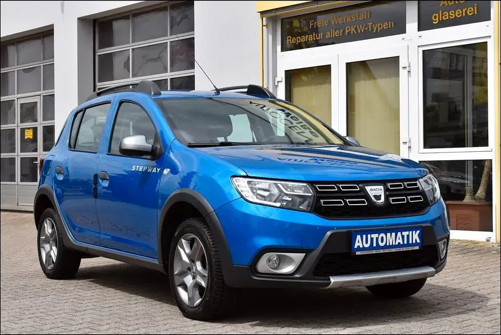 Gebraucht Dacia Sandero Prestige 90 PS (66 kW) 2017 Blau SUV