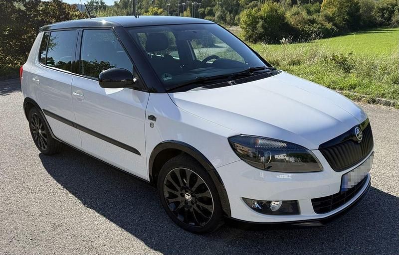Weiß Gebraucht 2013 Skoda Fabia Monte Carlo Limousine | 3.500 € (Guter Preis) - Bild 1/4