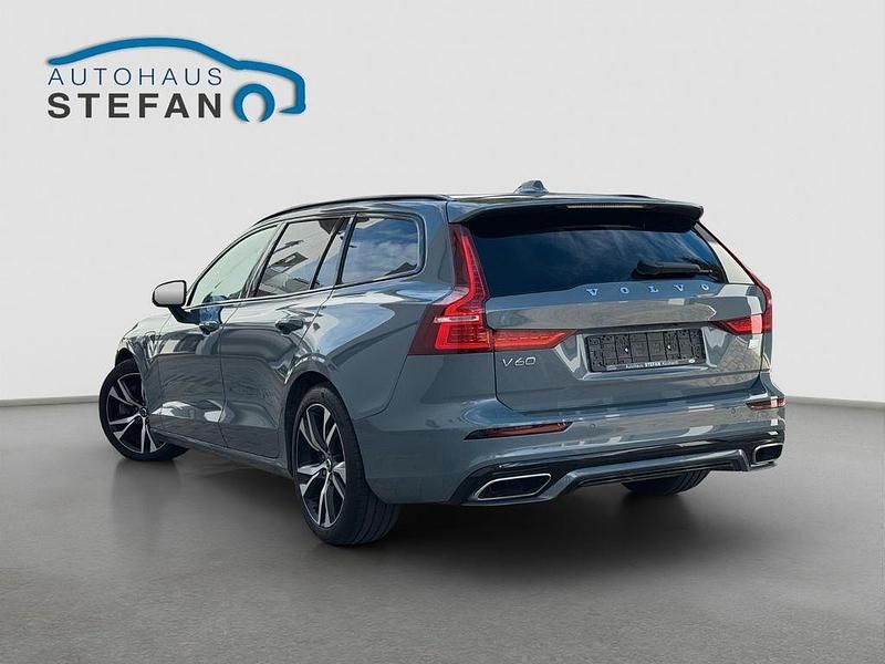 Gebraucht Volvo V60 Plus 398 PS (292 kW) 2022 Grau Kombi