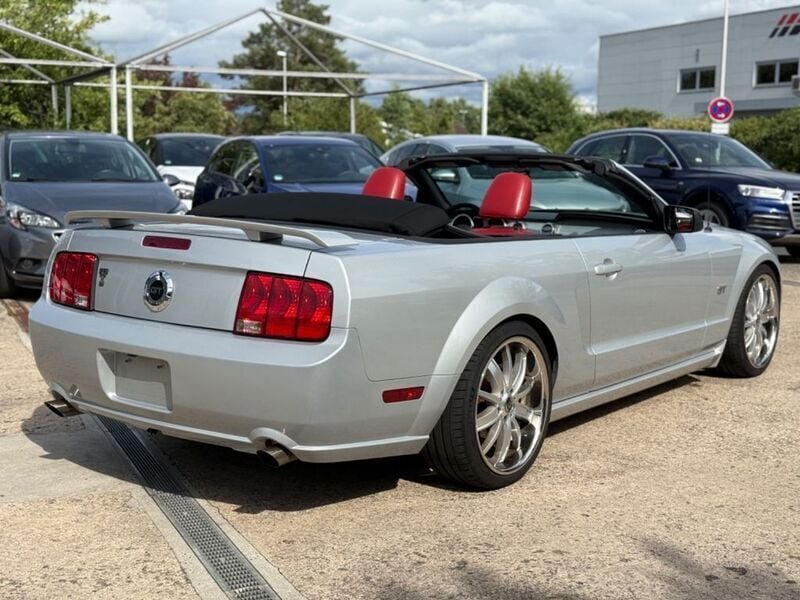 Gebraucht Ford Mustang GT 305 PS (224 kW) 2005 Silber Cabrio