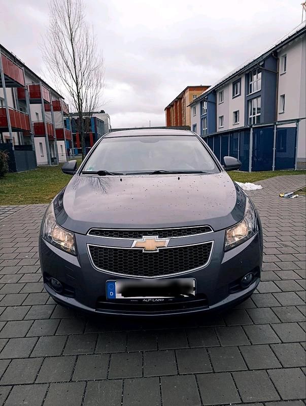Gebraucht Chevrolet Cruze LT 145 PS (106 kW) 2011 Grau Limousine