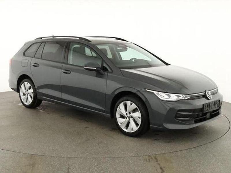 Neu VW Golf VIII 150 PS (110 kW) 2025 Grau Limousine