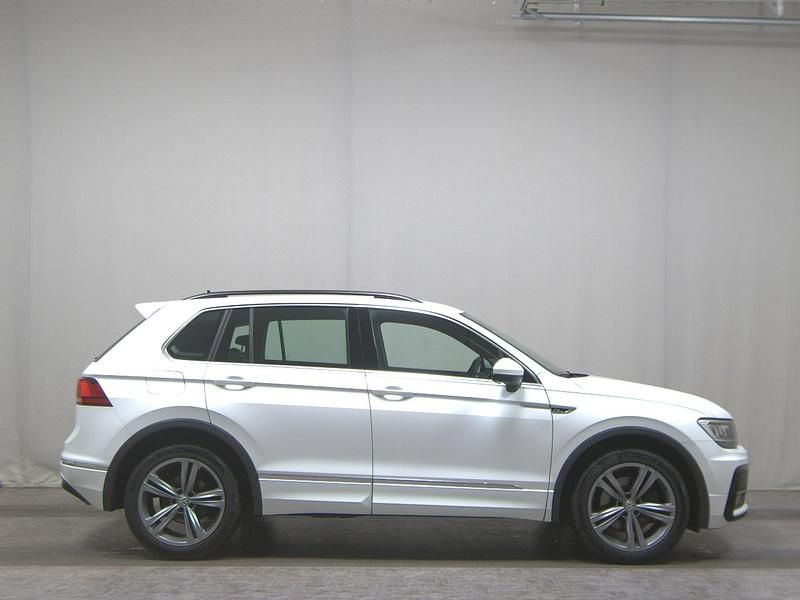Weiss Gebraucht 2020 VW Tiguan R-line SUV | 21.980 € (Superpreis) - Bild 1/4