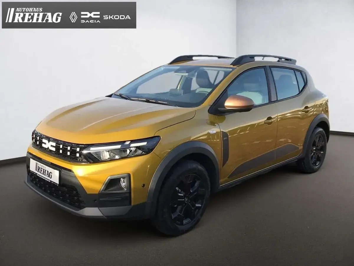 Neu Dacia Sandero Extreme 110 PS (80 kW) 2026 Amber yellow Limousine