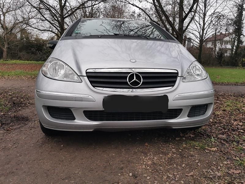 Silber Gebraucht 2007 Mercedes A150 Limousine | 2.950 € (Guter Preis) - Bild 1/4