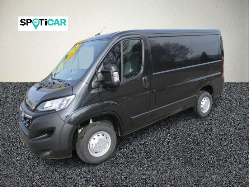 Grau graphit Gebraucht 2024 Opel Movano Edition Van | 29.990 € (Superpreis) - Bild 1/4