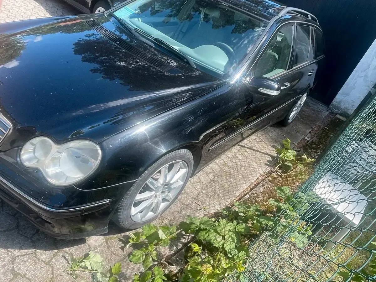 Gebraucht Mercedes C320 220 PS (161 kW) 2004 Schwarz Kombi