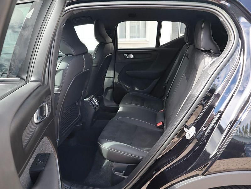 Gebraucht Volvo XC40 Plus 169 kW (231 PS) 2022 Schwarz SUV