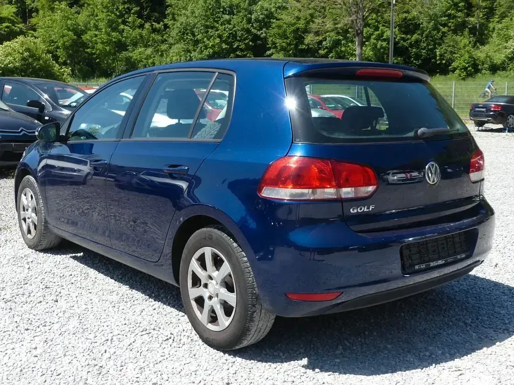 Gebraucht VW Golf VI Trendline 80 PS (58 kW) 2009 Blau Kleinwagen