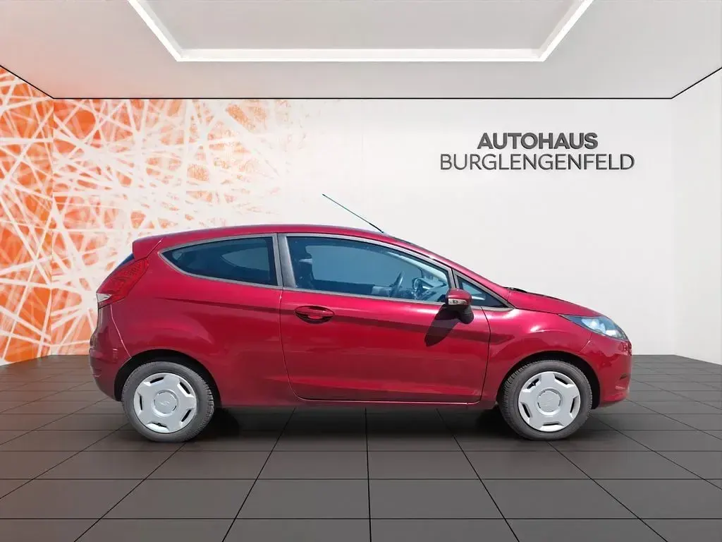 Gebraucht Ford Fiesta Trend 82 PS (60 kW) 2010 Rot Kleinwagen