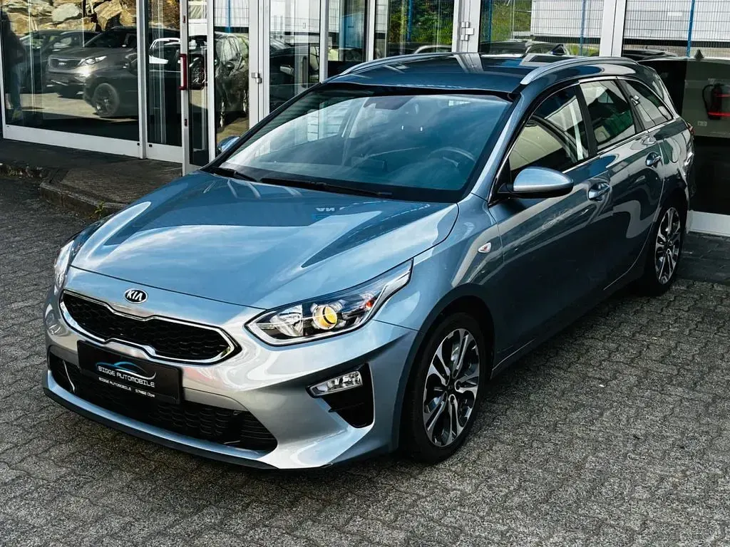Gebraucht Kia Ceed Sportswagon 136 PS (100 kW) 2019 Silber Kombi