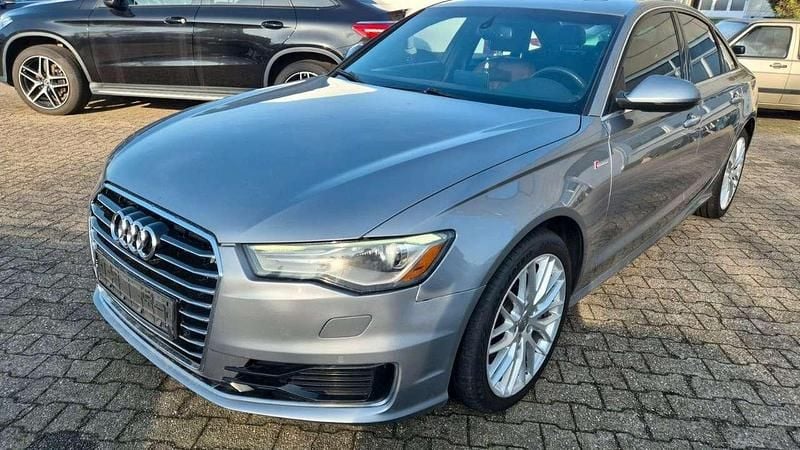 Gebraucht Audi A6 Ambiente 204 PS (150 kW) 2014 Grau Limousine