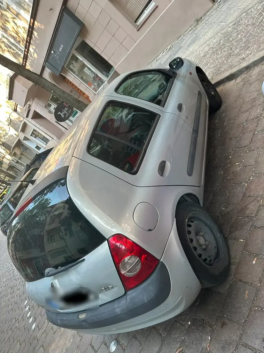 Gebraucht Renault Clio 75 PS (55 kW) 2005 Kleinwagen