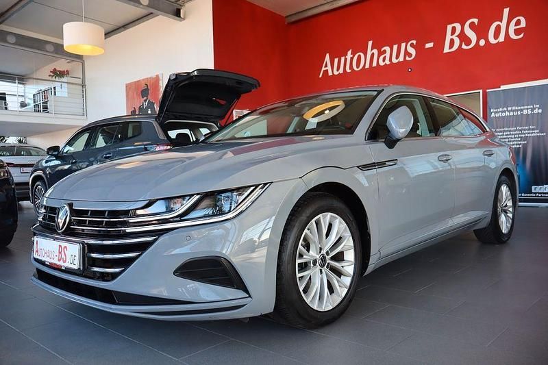 Gebraucht VW Arteon 150 PS (110 kW) 2023 Grau Limousine
