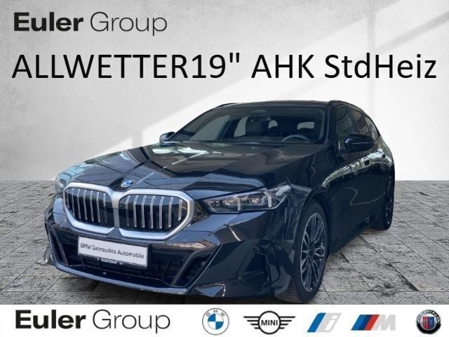 Schwarz Gebraucht 2024 BMW 520 Performance Kombi | 51.333 € (Guter Preis) - Bild 1/4