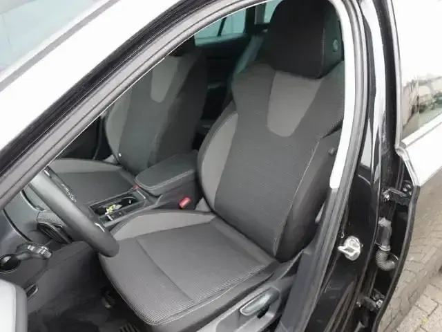 Gebraucht Skoda Octavia Selection 150 PS (110 kW) 2025 Grau Kombi